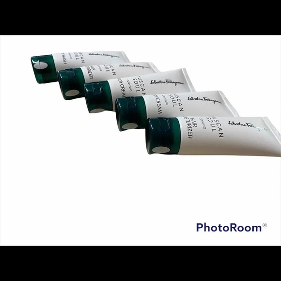 Salvatore Ferragamo 5 Piece Mixed 1.18 Fl Oz Lot - Picture 3 of 3